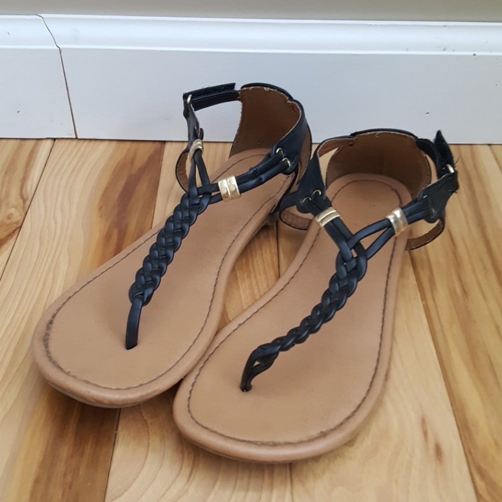 Girls american eagle sandals